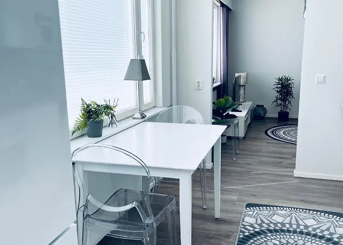 Kotimaailma Kaksio Kolmelle Апартаменты Пори